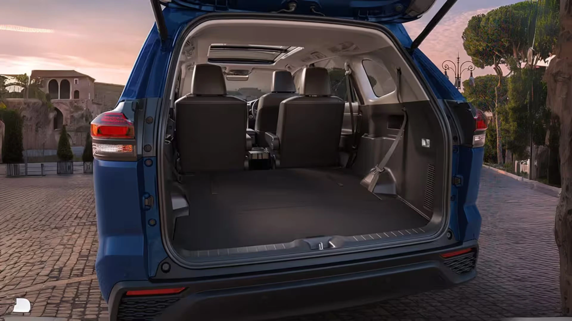 Maruti Suzuki Invicto - Image 3