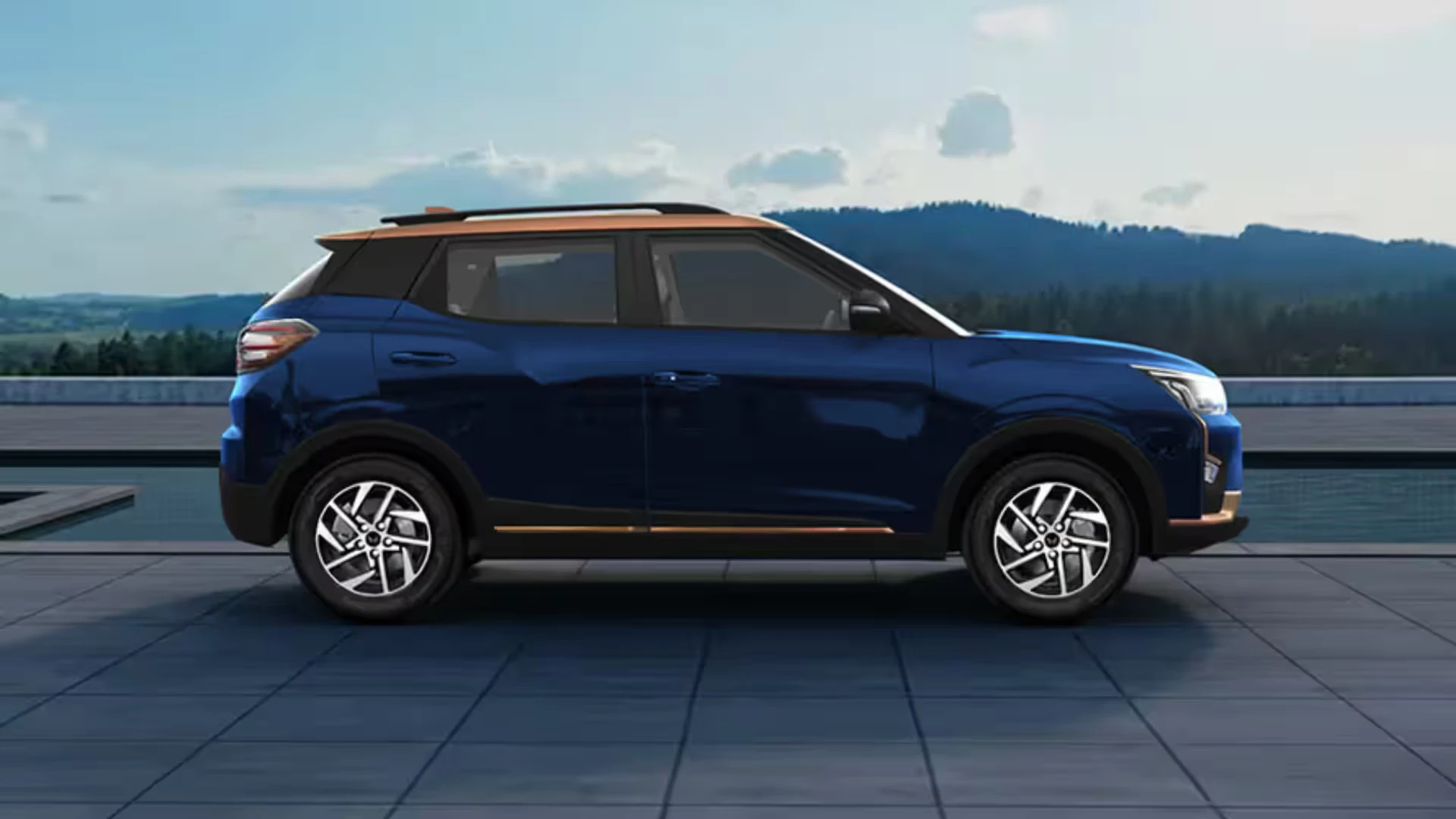 Mahindra XUV400 - Image 5