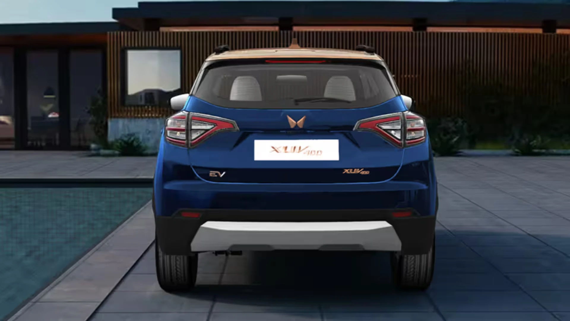 Mahindra XUV400 - Image 4