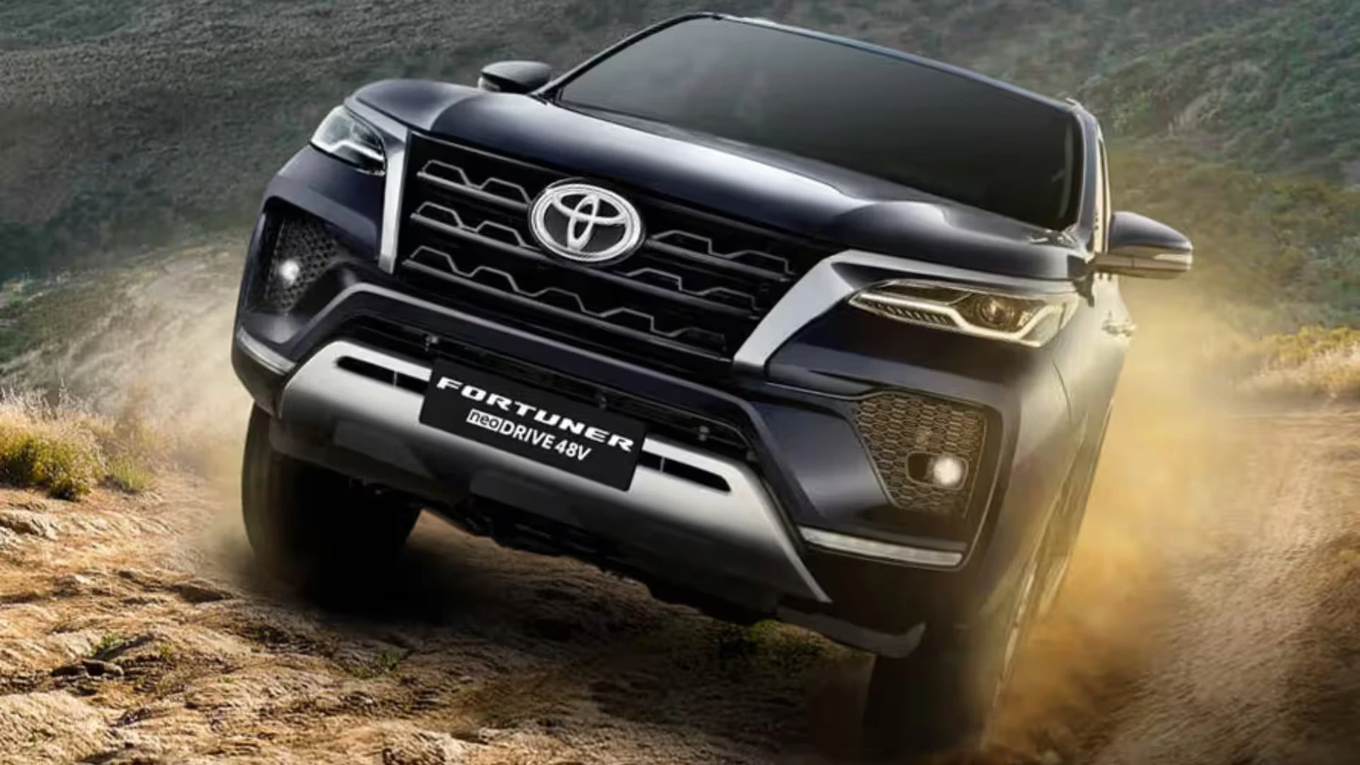 TOYOTA Fortuner - Image 3