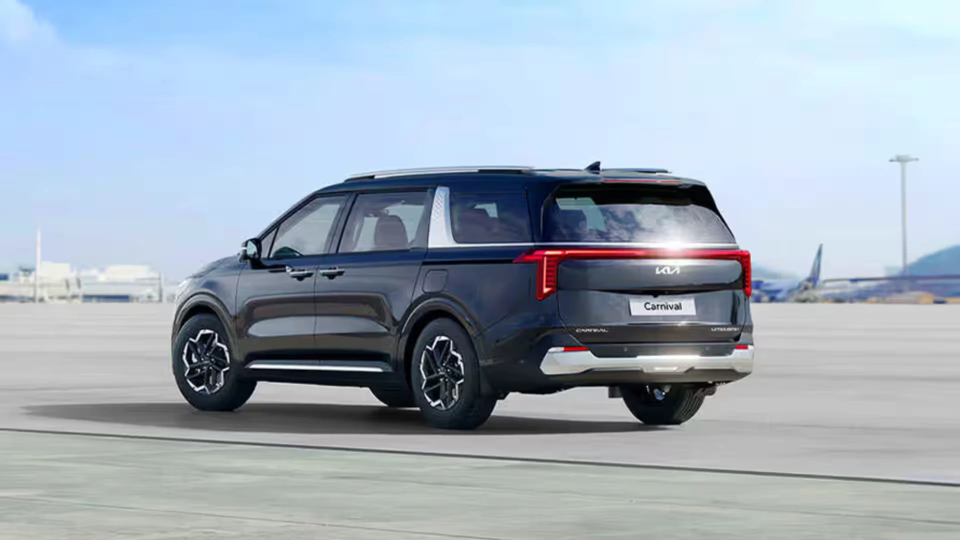 KIA Carnival - Image 2