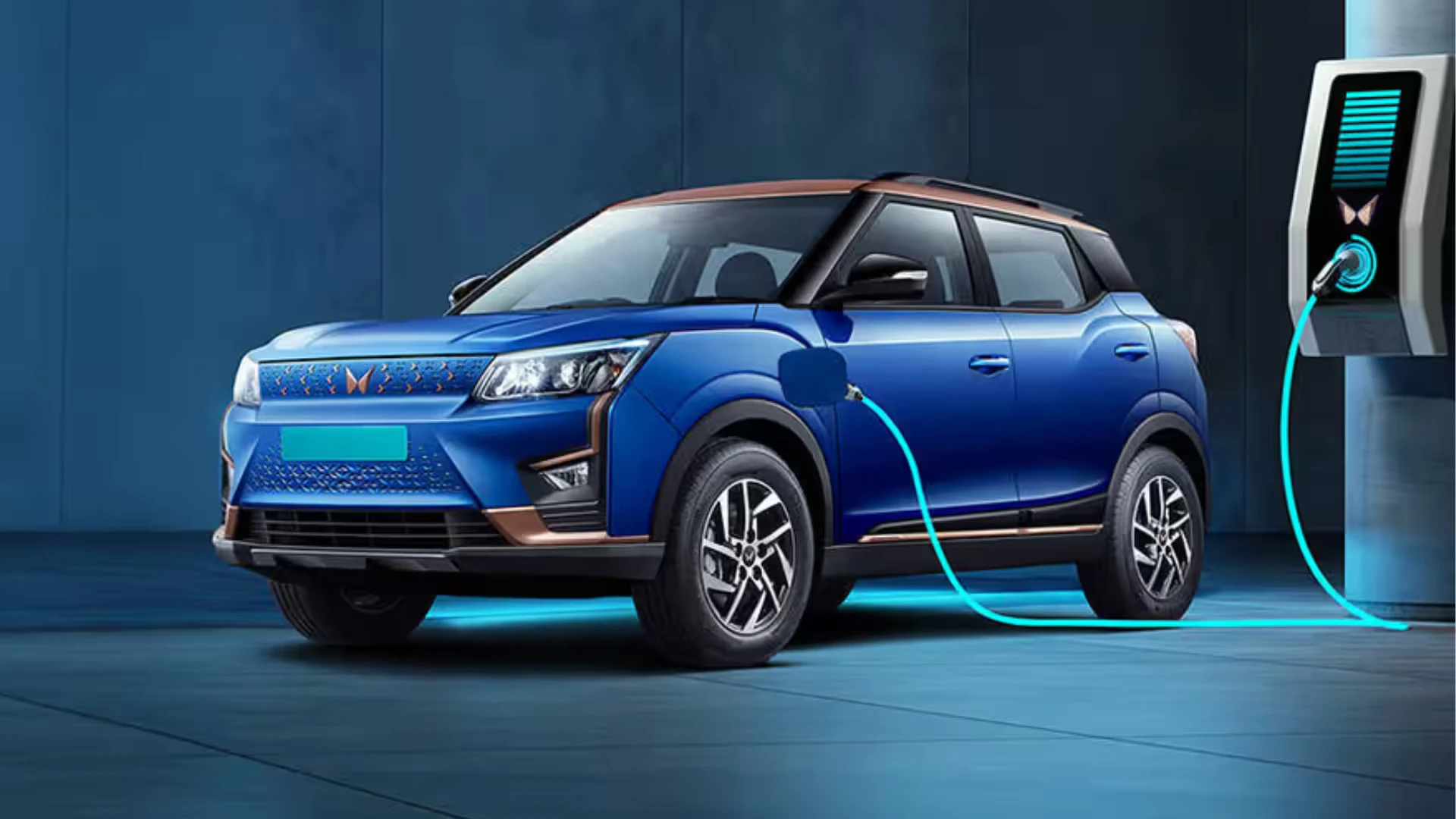 Mahindra XUV400 - Image 7