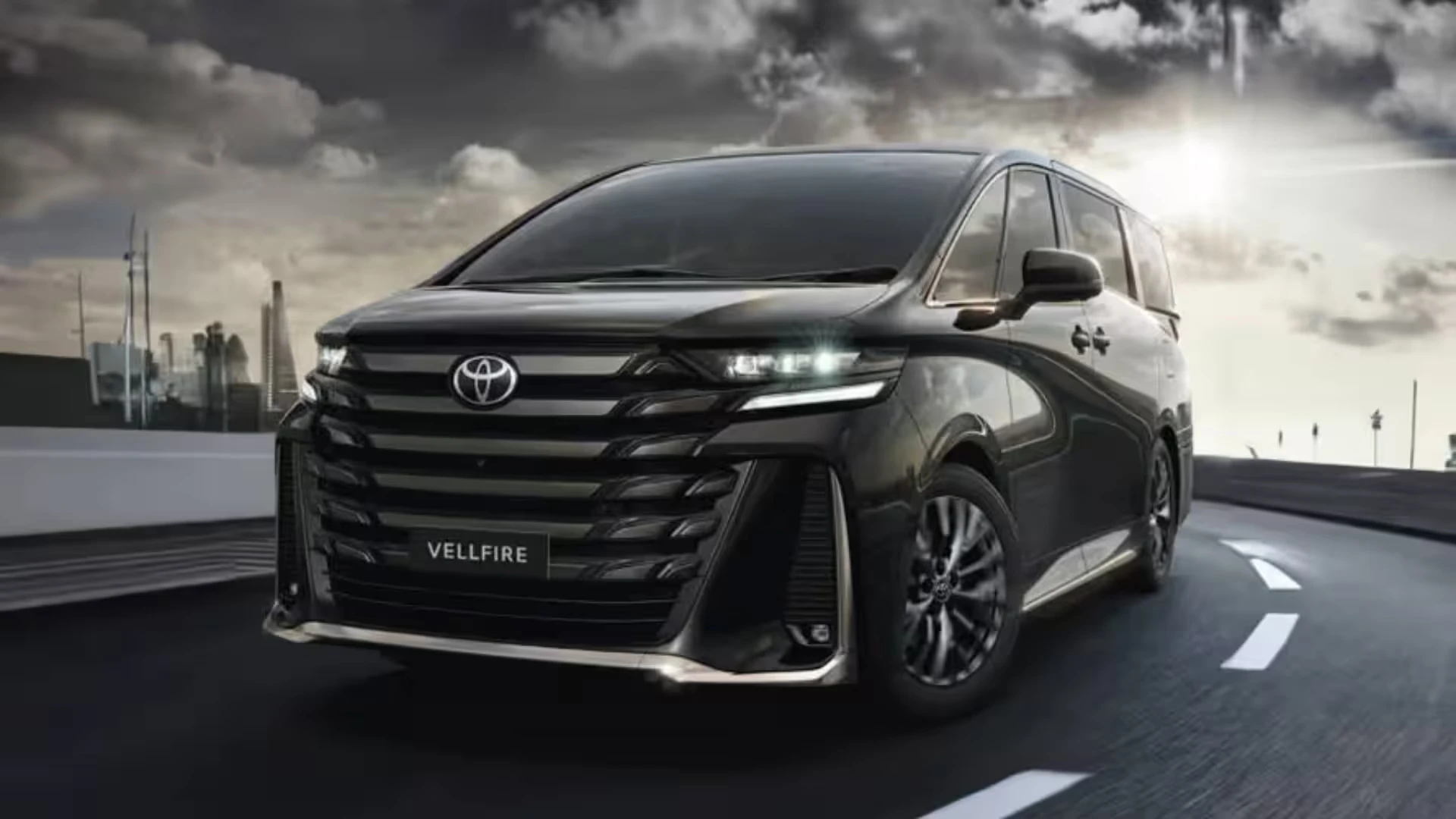 TOYOTA Vellfire - Image 4