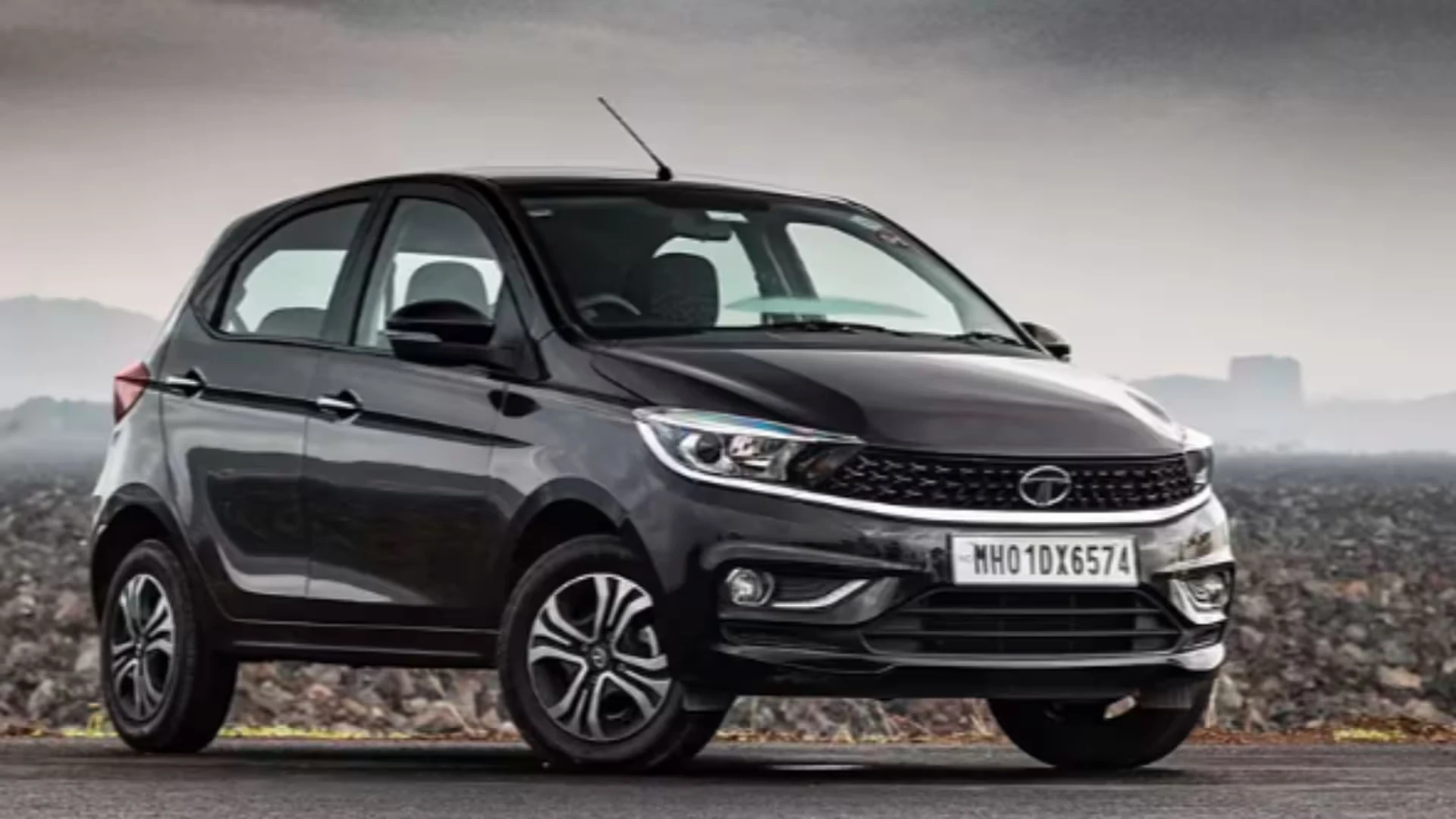 TATA Tiago - Image 6
