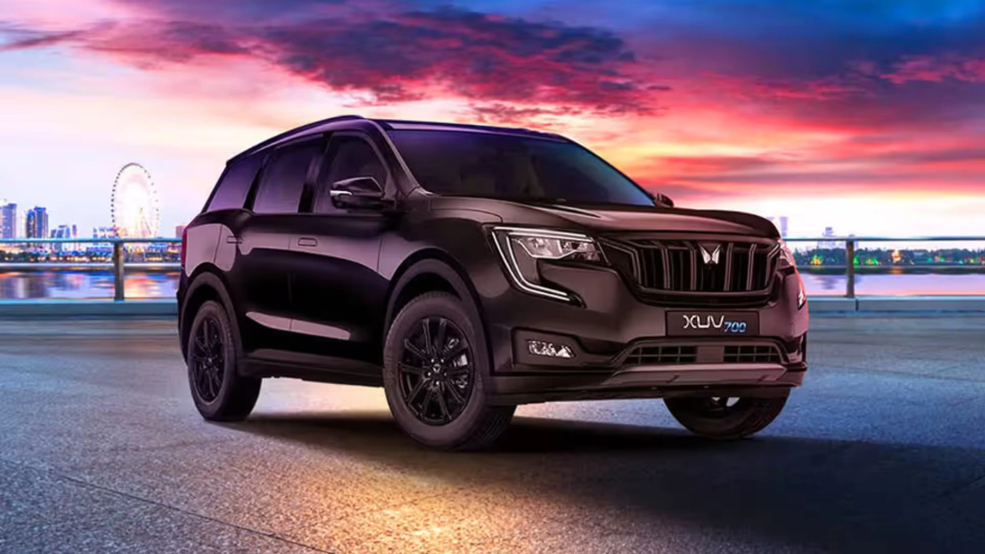 Mahindra XUV700 - Image 3