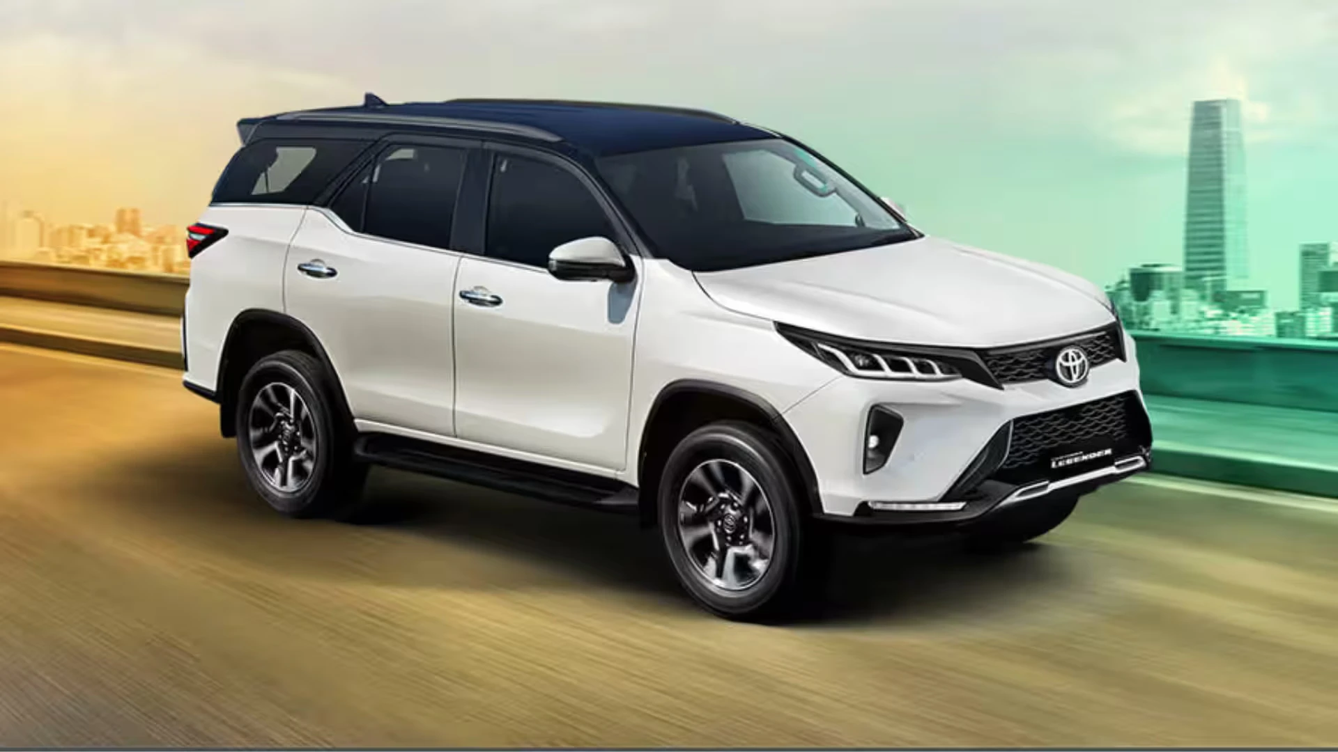 TOYOTA Fortuner Legender - Image 2