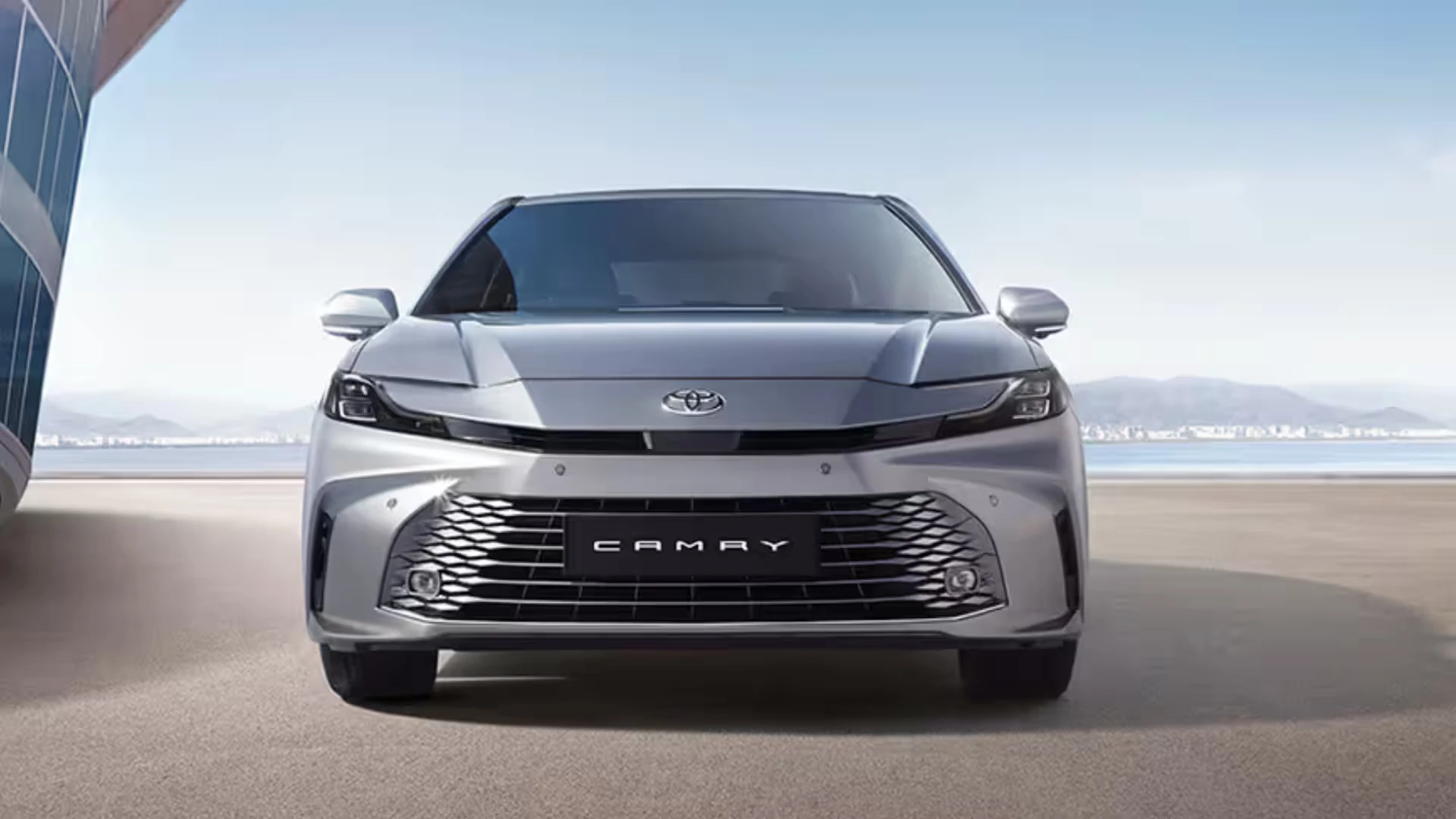 TOYOTA Camry - Image 3